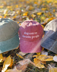 Brodeerattu vintage lippis omalla tekstillä