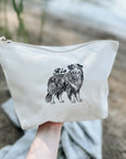 Brodeerattu koira toilettilaukku