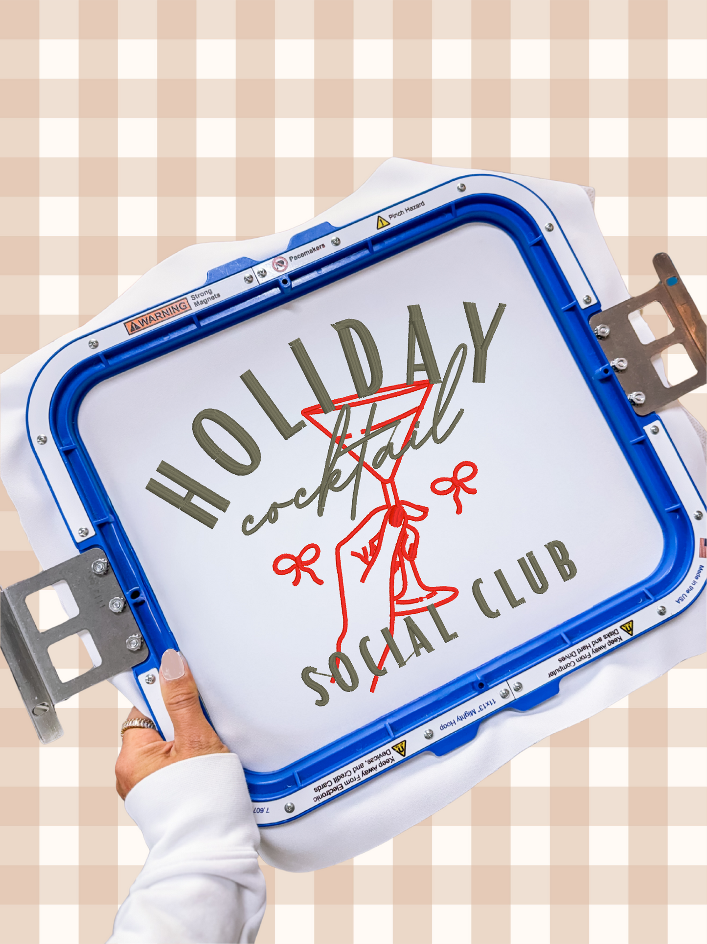 Brodeerattu college holiday coctail